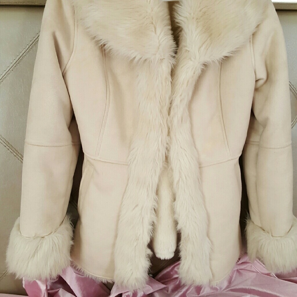 Rampage Women's Cream Teddy Jacket - Picture 2 of 4